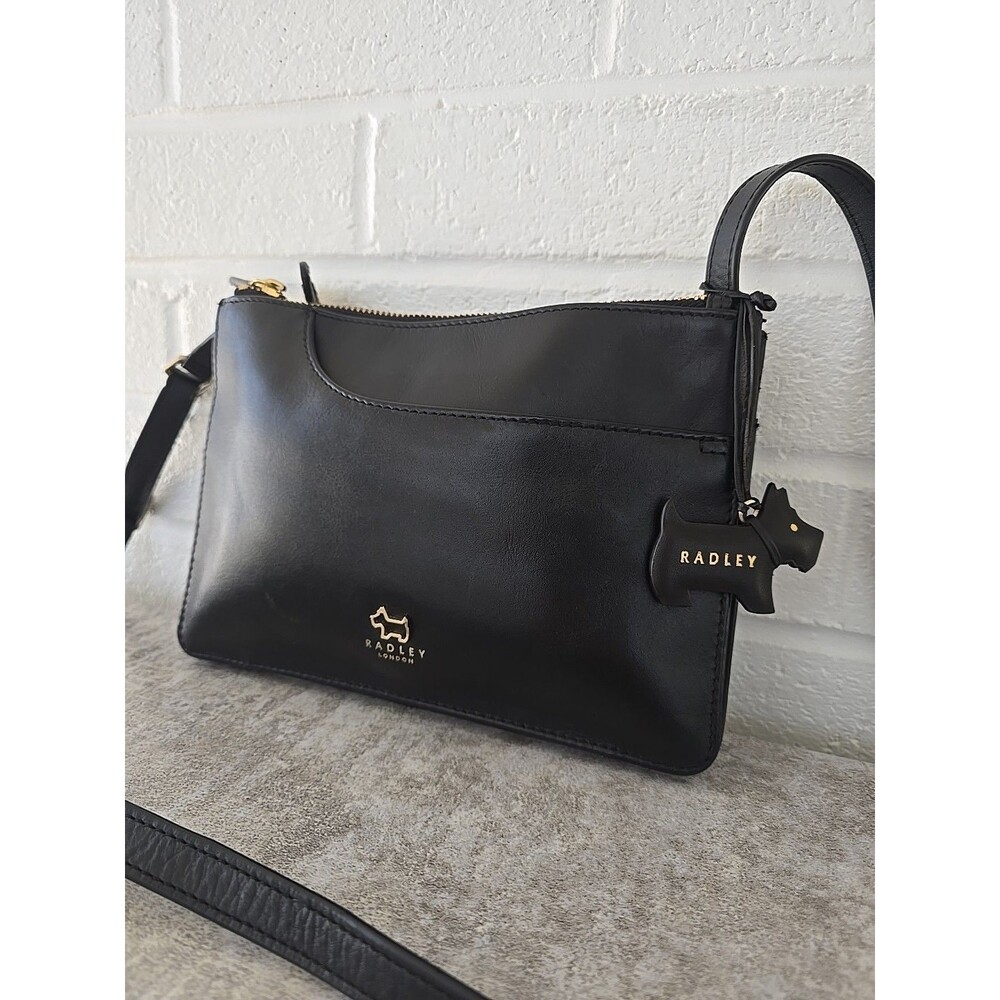 Radley London Pockets Zip-Top  Black Leather Crossbody Bag With Dog Charm